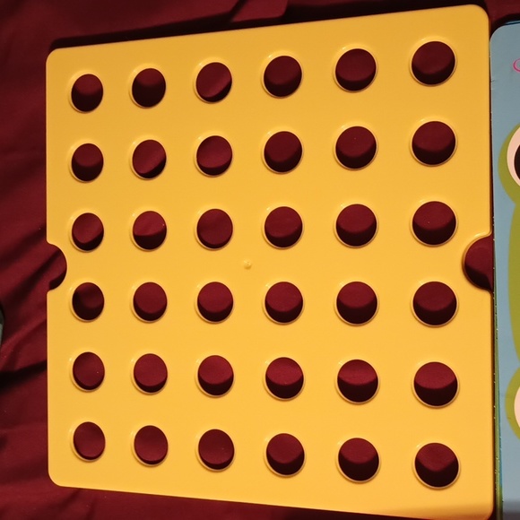 Button nail arts and games sensory play - Picture 2 of 9